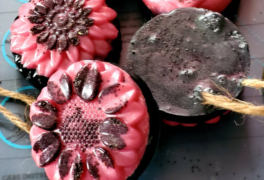 2 pk Loofah Activated Charcoal/Triple Butter Soap